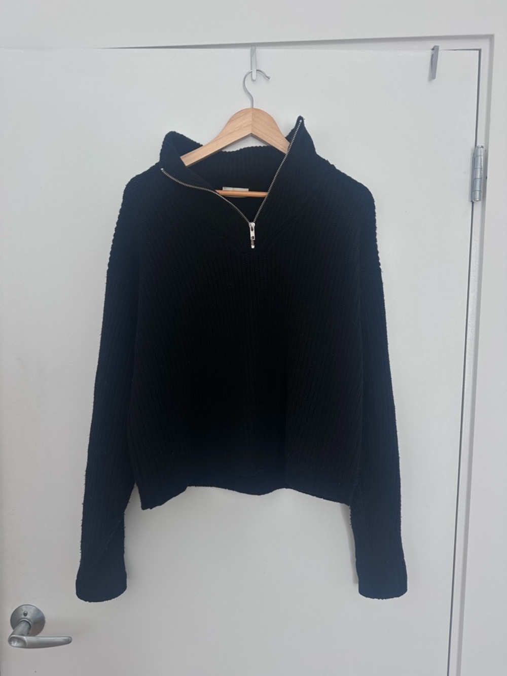 James Street Co Women's Black Half-Zip Ribbed Sweater